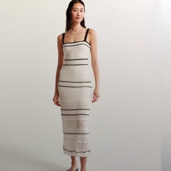 Abercrombie Crochet-Style Maxi Dress - Cream & Black Size - Picture 2 of 5